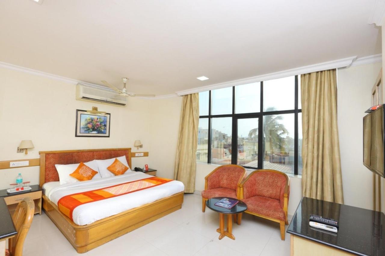 Ks Residency Hotel Madras Buitenkant foto